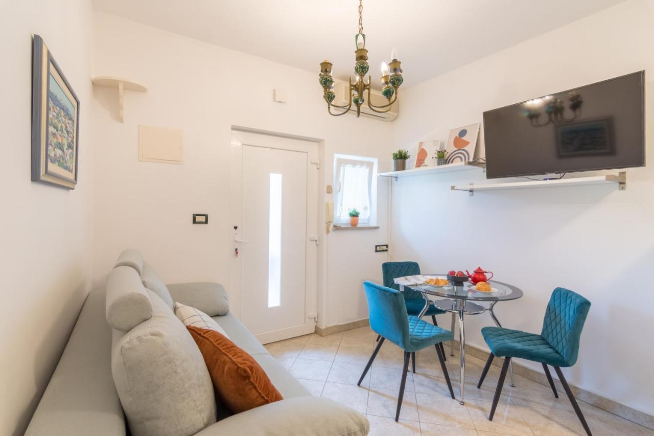 Secret Garden Apartment Πόρετς Εξωτερικό φωτογραφία
