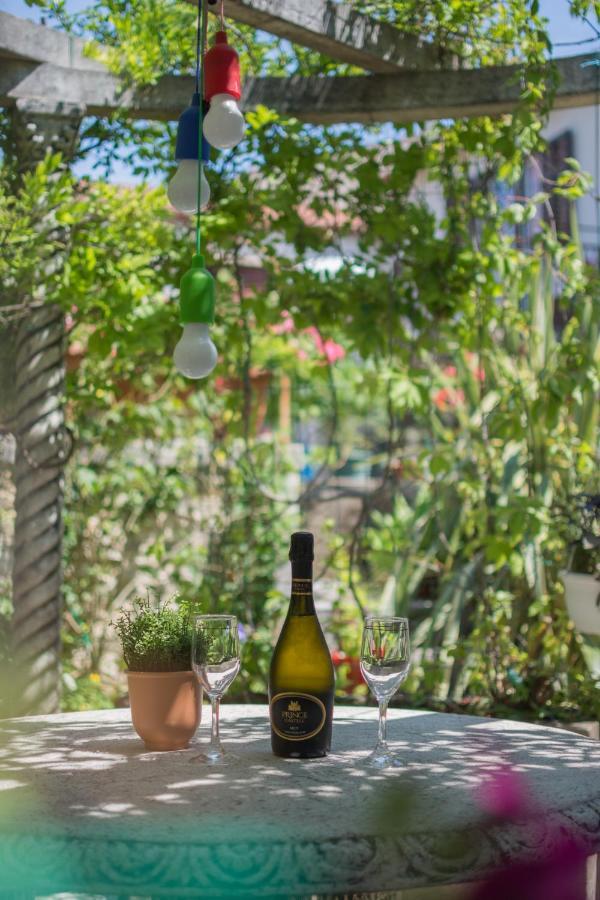 Secret Garden Apartment Πόρετς Εξωτερικό φωτογραφία